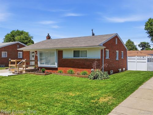 4603 E Thirteen Mile Road, Warren, MI, 48092 | Card Image