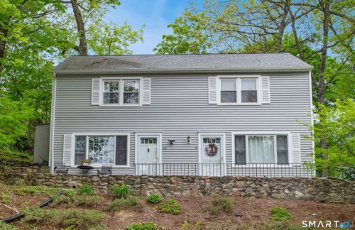 32-32 E Hills Dr, New Canaan, CT, 06840-5624 | Card Image