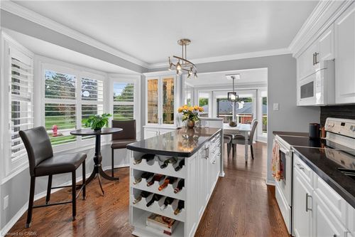 1-406 Craigleith Dr, Waterloo, ON, N2L5T2 | Card Image