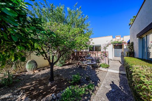 6211 N Calle Minera, Tucson, AZ, 85718 | Card Image