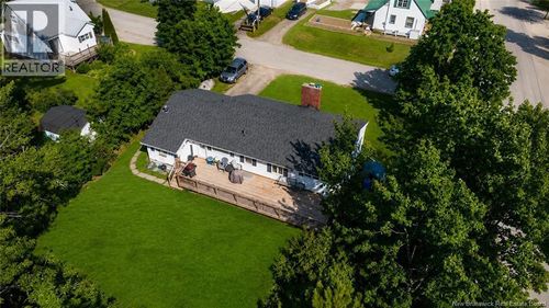 101 Douglas Ave, Woodstock, NB, E7M5Z8 | Card Image