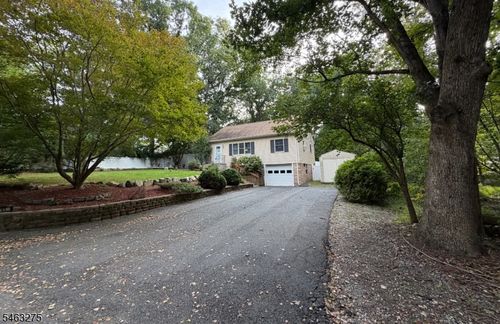 11 Richmond Rd, Stanhope, NJ, 07874-3025 | Card Image
