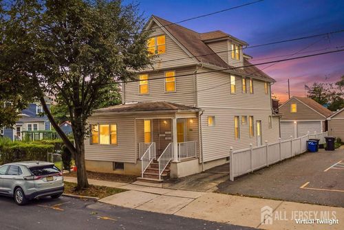 216 Amherst St, Highland Park, NJ, 08904-3565 | Card Image