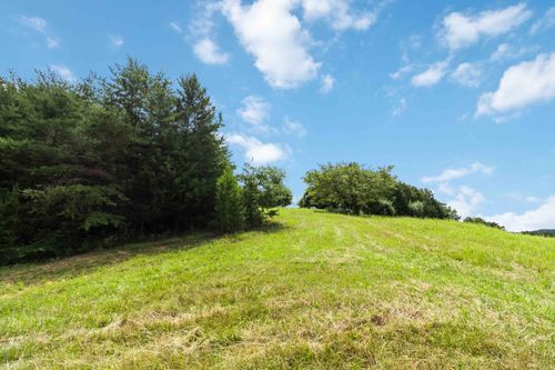 1245 Bridge Hollow Rd, Somerset, KY, 42503-6373 | Card Image