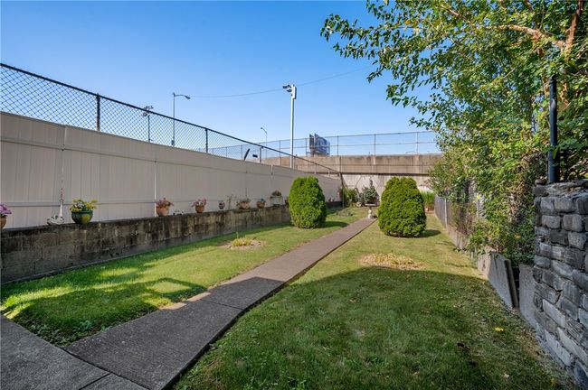 322 Darsie St, House other with 3 bedrooms, 2 bathrooms and 2 parking in Bloomfield PA | Image 23