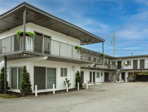 3613 Broadway, West Palm Beach, FL, 33407-4843 | Card Image