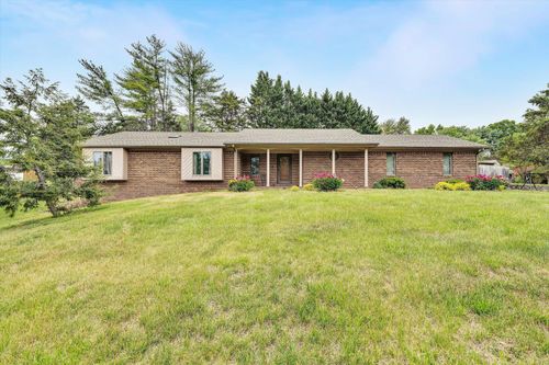 7913 Olsen Rd, Roanoke, VA, 24019-3953 | Card Image