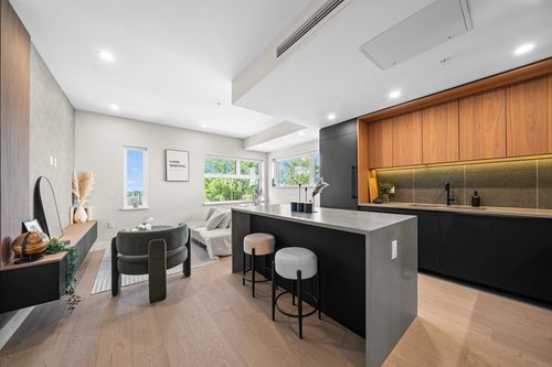 5-128 W Woodstock Ave, Vancouver, BC, V5Y0P4 | Card Image