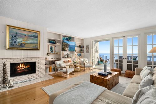716 Cliff Dr, Laguna Beach, CA, 92651-1815 | Card Image