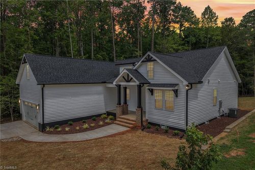 1316 Sagamore Dr, Louisburg, NC, 27549 | Card Image