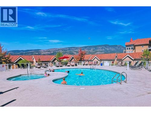 331-1088 Sunset Dr, Kelowna, BC, V1Y9W1 | Card Image
