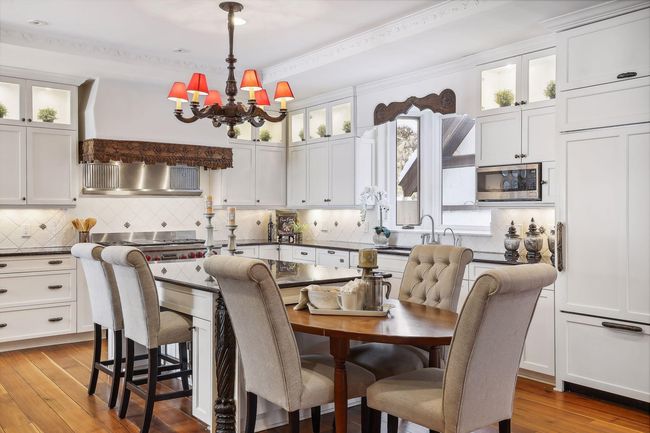 2667 E Lake Of The Isles Pkwy, House other with 4 bedrooms, 4 bathrooms and null parking in Minneapolis MN | Image 36