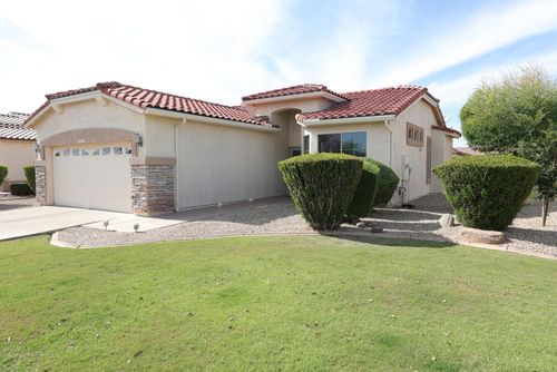 4554 E Strawberry Dr, Gilbert, AZ, 85298-8335 | Card Image