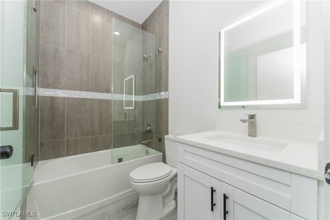 8304 Lena Ct, House other with 3 bedrooms, 2 bathrooms and null parking in LABELLE FL | Image 17