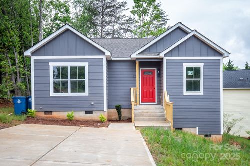 1225 39th St Sw, Hickory, NC, 28602-4551 | Card Image