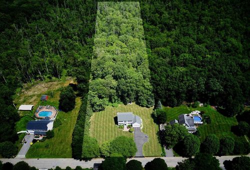 106 Moonlight Dr, Stormville, NY, 12582-5129 | Card Image