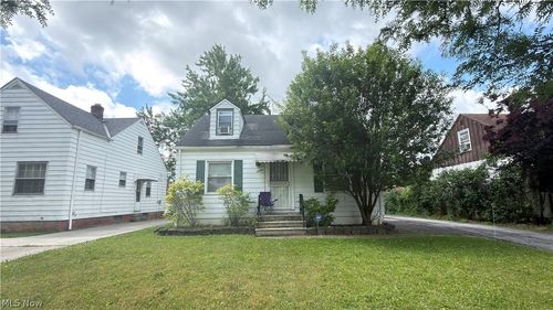 20706 Raymond St, Maple Heights, OH, 44137-2019 | Card Image