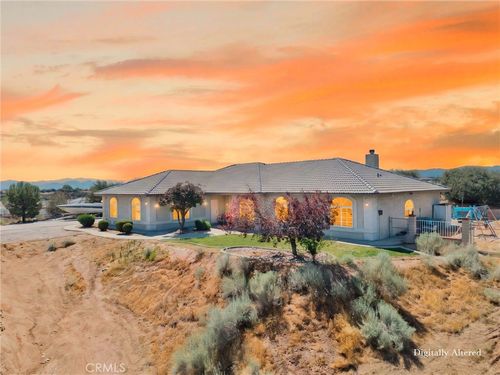 10505 Canyon Dr, Oak Hills, CA, 92344-0921 | Card Image