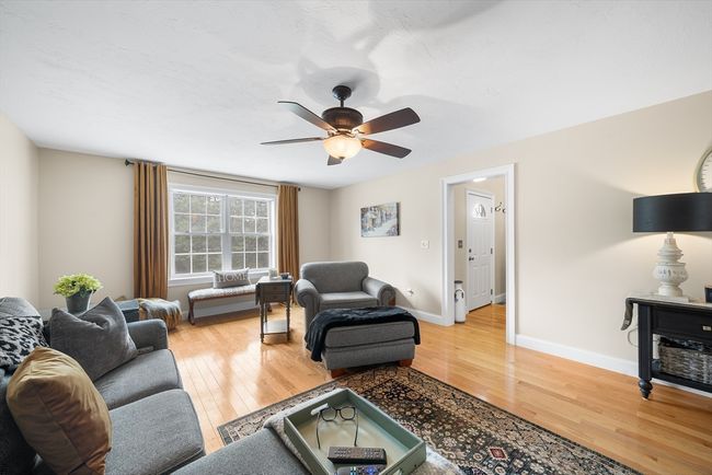 112 - 112 Pinewood Dr, Condo with 2 bedrooms, 3 bathrooms and 1 parking in Gardner MA | Image 4