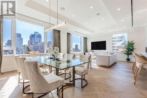 602-128 Hazelton Ave, Toronto, ON, M5R2E5 | Card Image