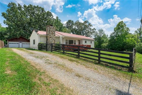 340 Grady St, Waleska, GA, 30183-3250 | Card Image
