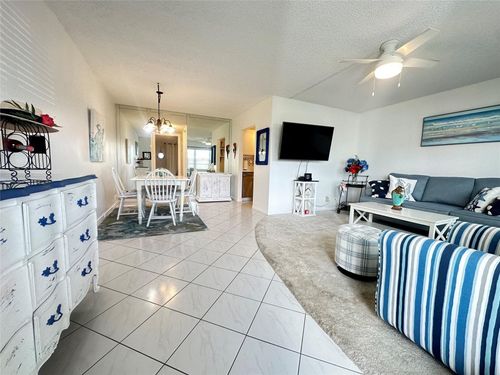 131-131 Oakridge J, Deerfield Beach, FL, 33442-1919 | Card Image