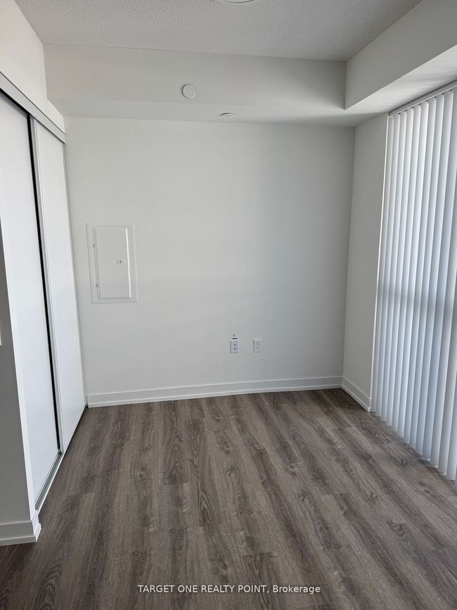 4012 - 195 Commerce St, Condo with 0 bedrooms, 1 bathrooms and null parking in Vaughan ON | Image 5