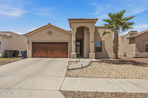 14677 Jesus Almeida, El Paso, TX, 79938-1015 | Card Image