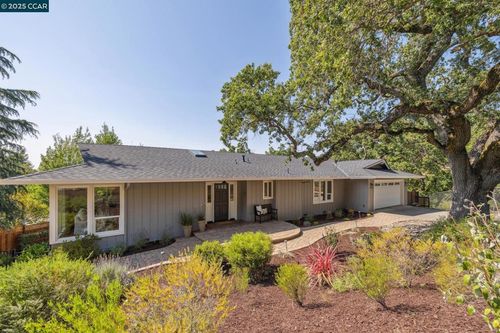 561 Morecroft Rd, Lafayette, CA, 94549-5737 | Card Image