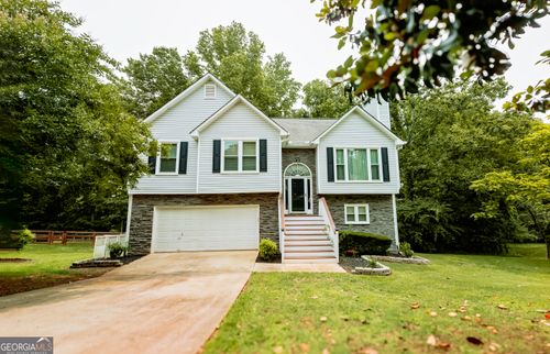 7030 Wessex Way, Cumming, GA, 30028-5964 | Card Image