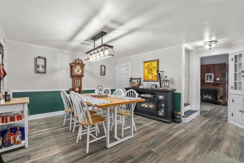 305 Guinea Rd, Brewster, NY, 10509-2650 | Card Image