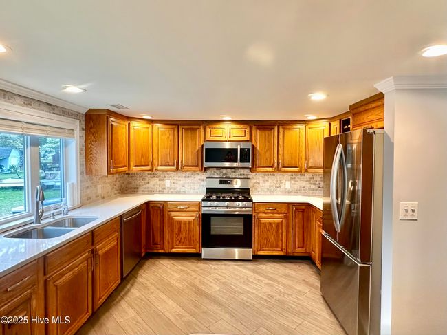 Kitchen | Image 23