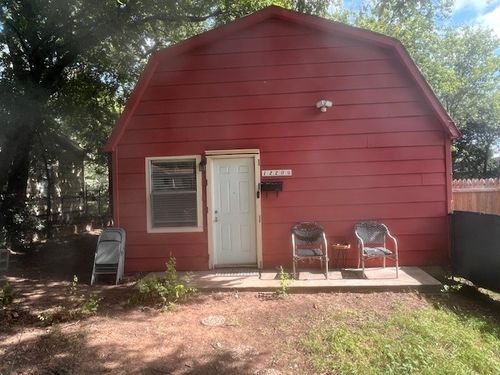 1220 Knight St, Denton, TX, 76205-6942 | Card Image