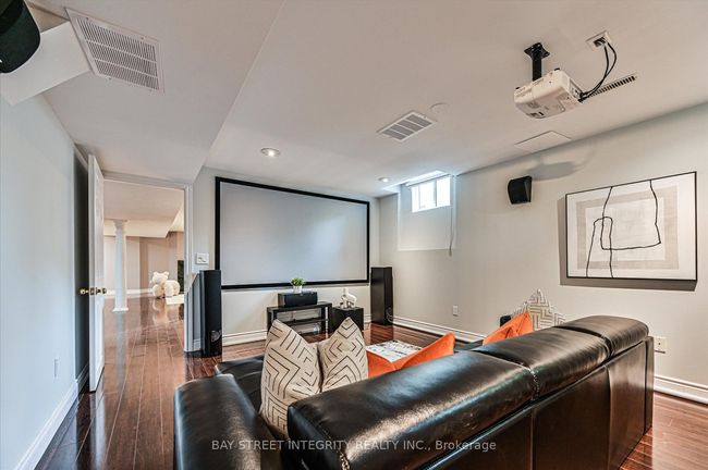 70 Macrill Rd, House other with 5 bedrooms, 5 bathrooms and 5 parking in Markham ON | Image 40