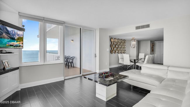 1704 - 3043 S Atlantic Ave, Condo with 2 bedrooms, 2 bathrooms and null parking in Daytona Beach Shores FL | Image 7