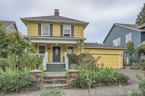 4821 36th Avenue Ne, Seattle, WA, 98105 | Card Image