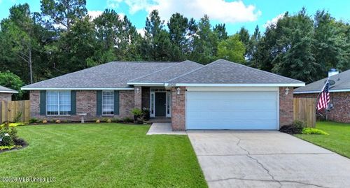 13966 Maddie Cir, D'Iberville, MS, 39540-5061 | Card Image