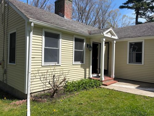 1-34 Strawberry Hill St, Dover, MA, 02030-2250 | Card Image