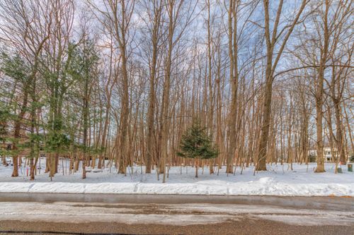 3 Wildwood Lane, Douglas, MI, 49406 | Card Image