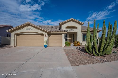 8845 N Silver Moon Way, Tucson, AZ, 85743-1135 | Card Image
