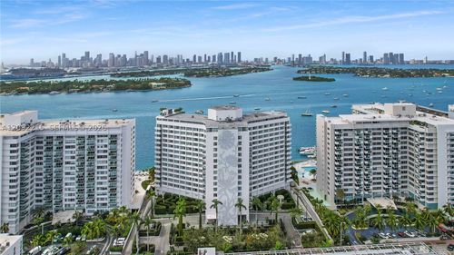 1115-1100 West Ave, Miami Beach, FL, 33139-4749 | Card Image