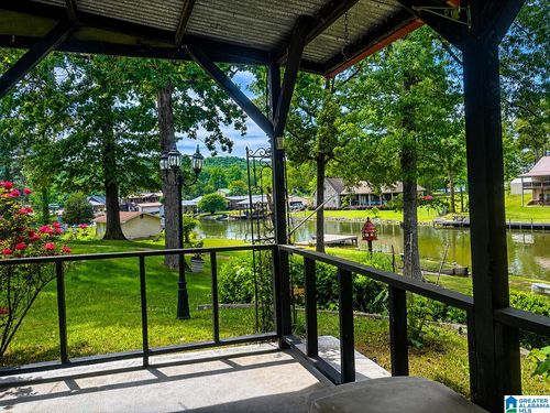 497 Lakeshore Dr, Ohatchee, AL, 36271-4097 | Card Image