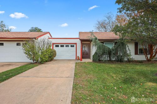 b-149 Maclura Plz, Monroe, NJ, 08831 | Card Image