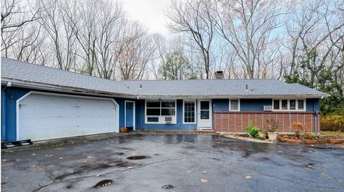 3 Oakridge Rd, Holden, MA, 01520-1626 | Card Image