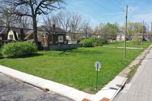 807 E 34th St, Indianapolis, IN, 46205-3976 | Card Image