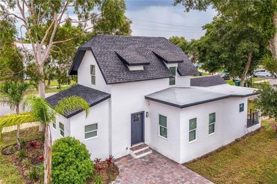 732 E Orange Avenue, House other with 3 bedrooms, 2 bathrooms and null parking in Eustis FL | Image 2