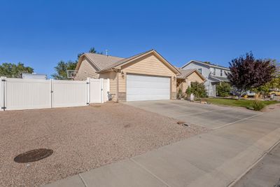 463 Modoc Street, House other with 3 bedrooms, 2 bathrooms and null parking in Grand Junction CO | Image 2