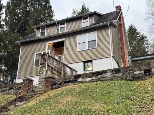 8 Hillside Drive, Fairmont, WV, 26554 | Card Image