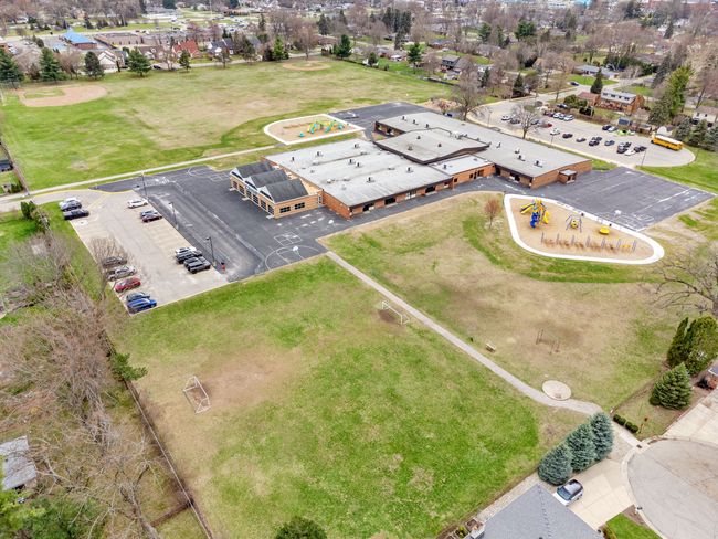 Walking distance to school | Image 47