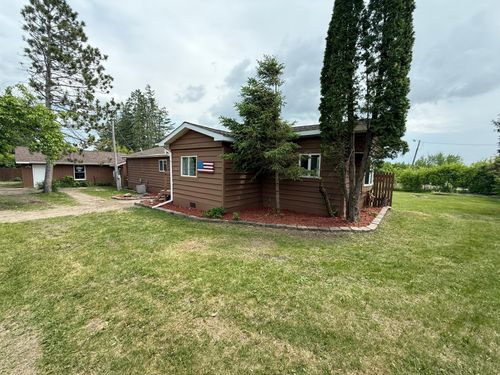 110 9th Ave Ne, Deer River, MN, 56636-8794 | Card Image